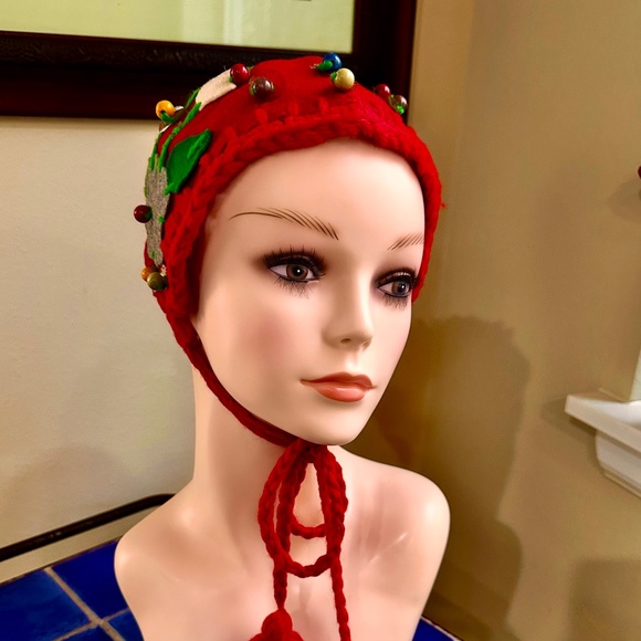 Vintage 40s Woman’s Red Wool HandmadeTyrolean Style Snow Bonnet / Winter Hat - Picture 10 of 15
